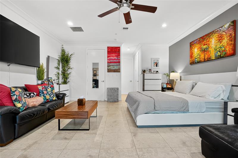 Image 33 of 73 For 822 19th Ave  822