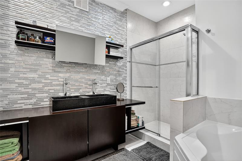 Image 38 of 73 For 822 19th Ave  822