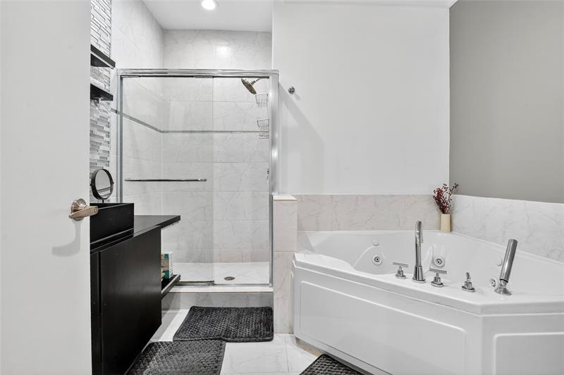 Image 39 of 73 For 822 19th Ave  822