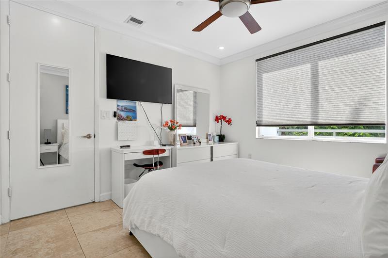 Image 45 of 73 For 822 19th Ave  822