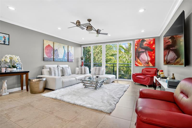 Image 51 of 73 For 822 19th Ave  822