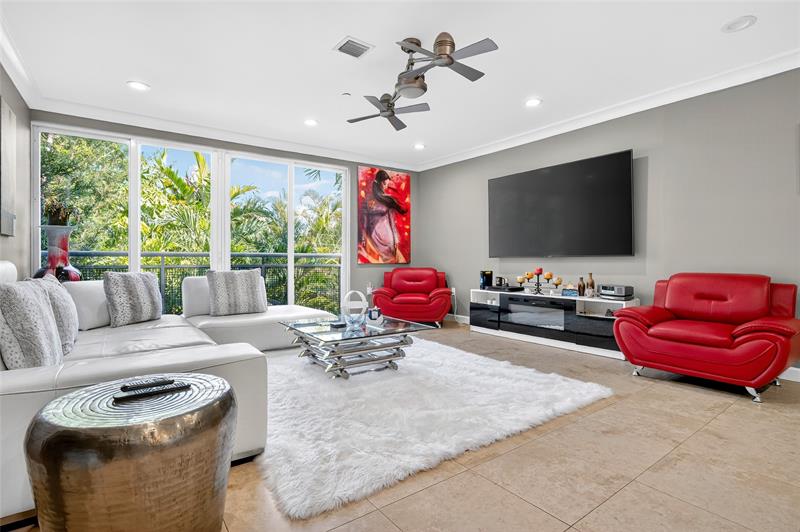 Image 54 of 73 For 822 19th Ave  822