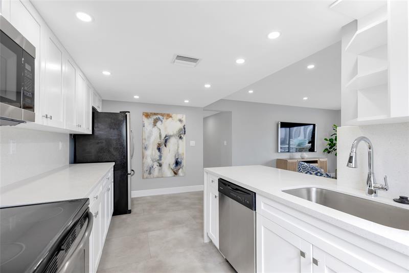 Image 13 of 20 For 2900 30th St  7h