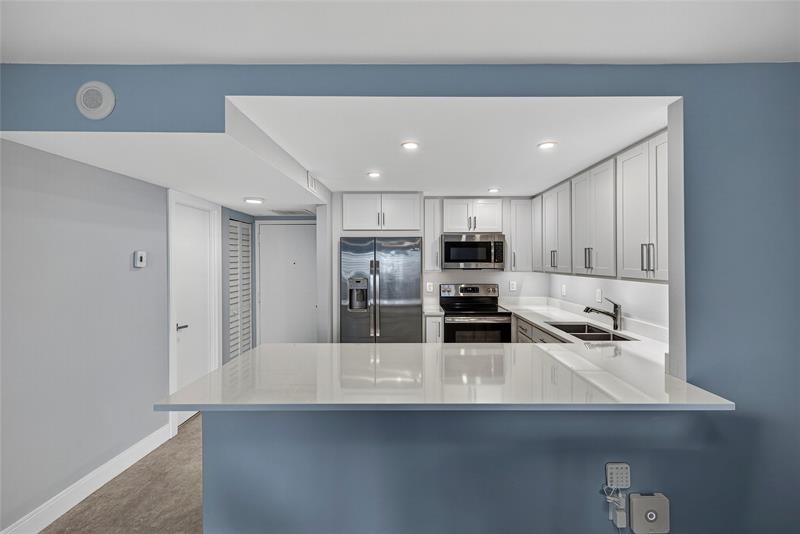 Image 11 of 35 For 1800 Andrews Ave  6h