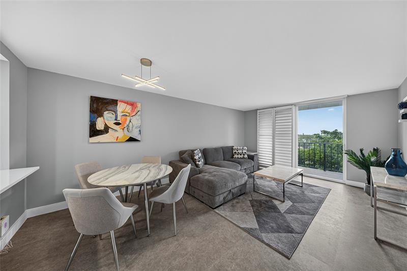 Image 13 of 35 For 1800 Andrews Ave  6h