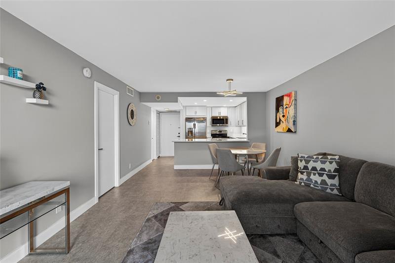 Image 19 of 35 For 1800 Andrews Ave  6h