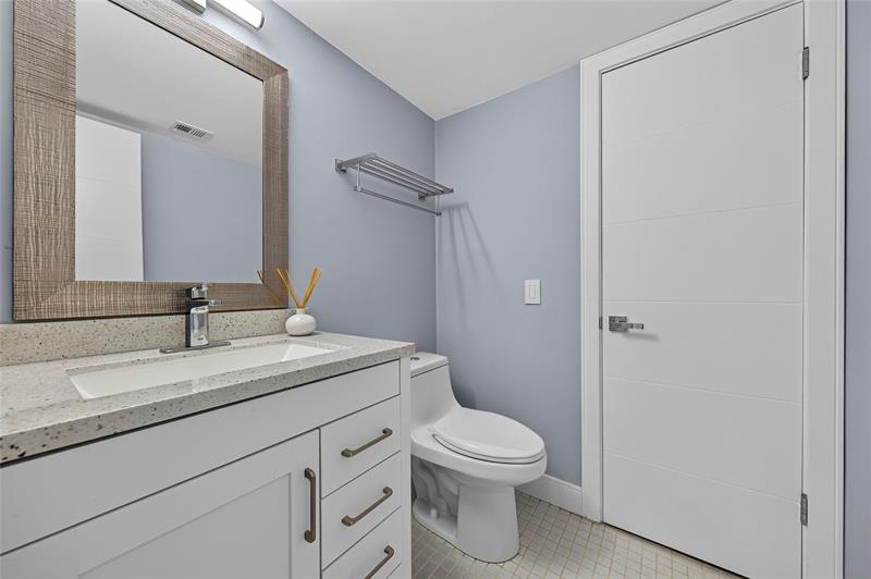 Image 20 of 35 For 1800 Andrews Ave  6h