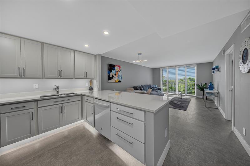 Image 7 of 35 For 1800 Andrews Ave  6h