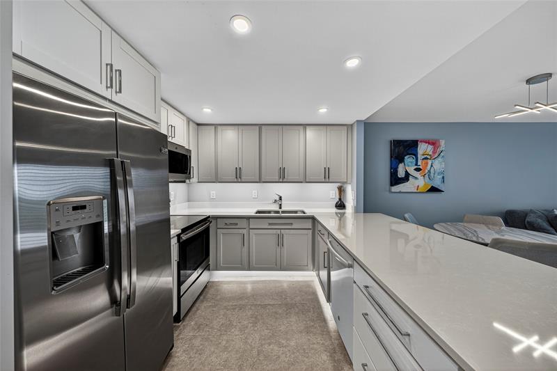 Image 9 of 35 For 1800 Andrews Ave  6h