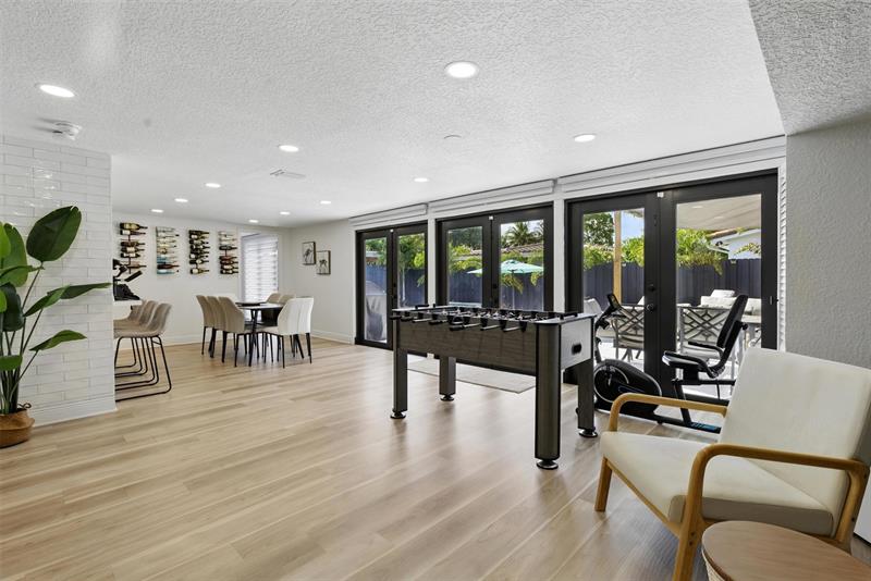 Image 11 of 44 For 2105 62nd St