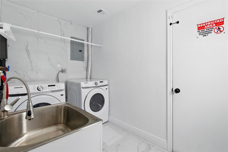 Image 20 of 44 For 2105 62nd St