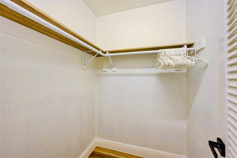 Image 23 of 44 For 2105 62nd St