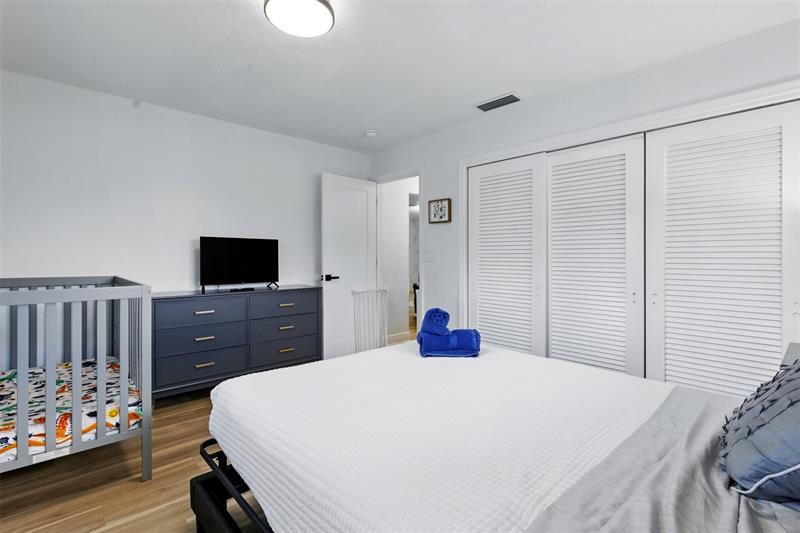 Image 32 of 44 For 2105 62nd St