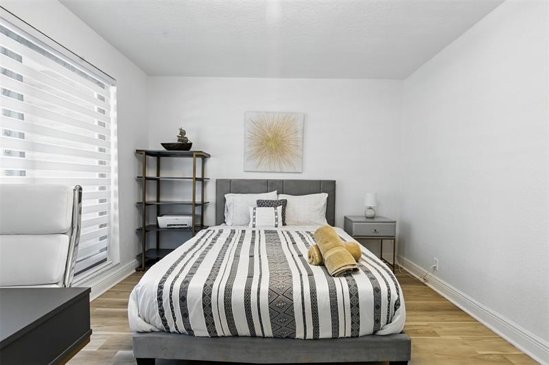 Image 33 of 44 For 2105 62nd St