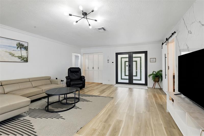 Image 8 of 44 For 2105 62nd St