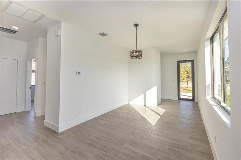 Image 16 of 20 For 1605 23 Rd St.