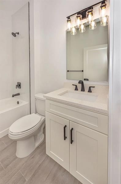 Image 17 of 20 For 1605 23 Rd St.