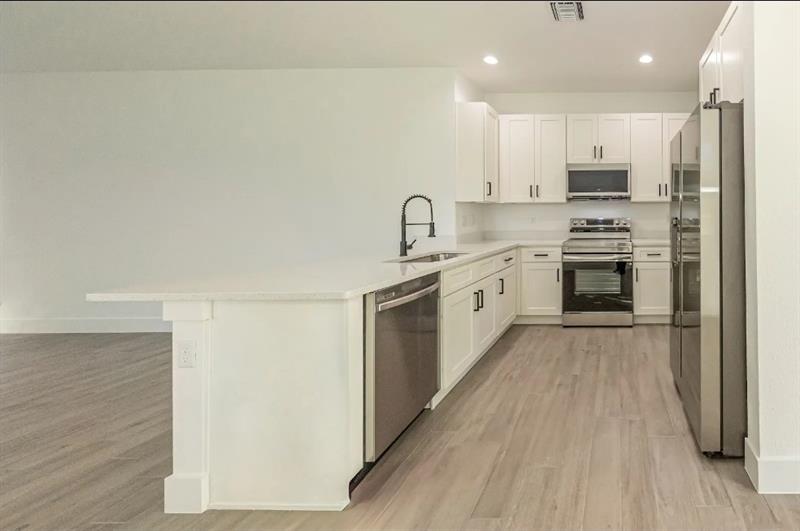 Image 8 of 20 For 1605 23 Rd St.