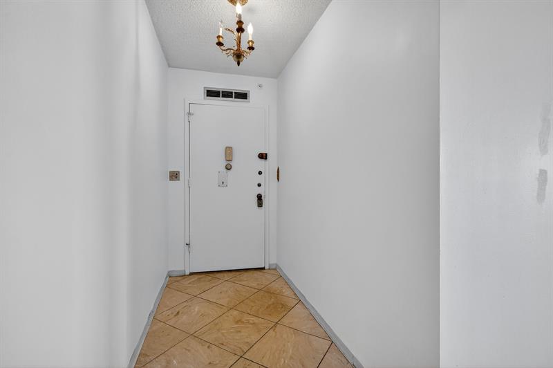 Image 11 of 34 For 2750 183rd St  911