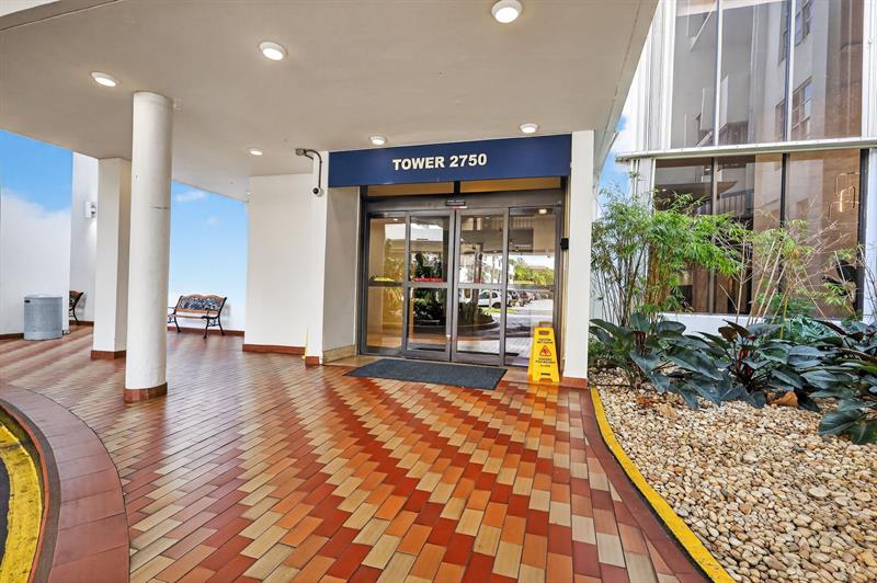 Image 3 of 34 For 2750 183rd St  911