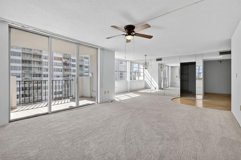 Image 7 of 34 For 2750 183rd St  911