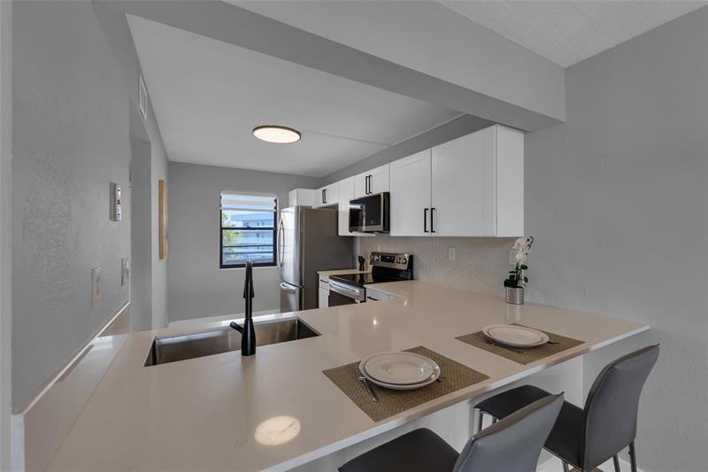 Image 16 of 39 For 1200 80th Ave  406