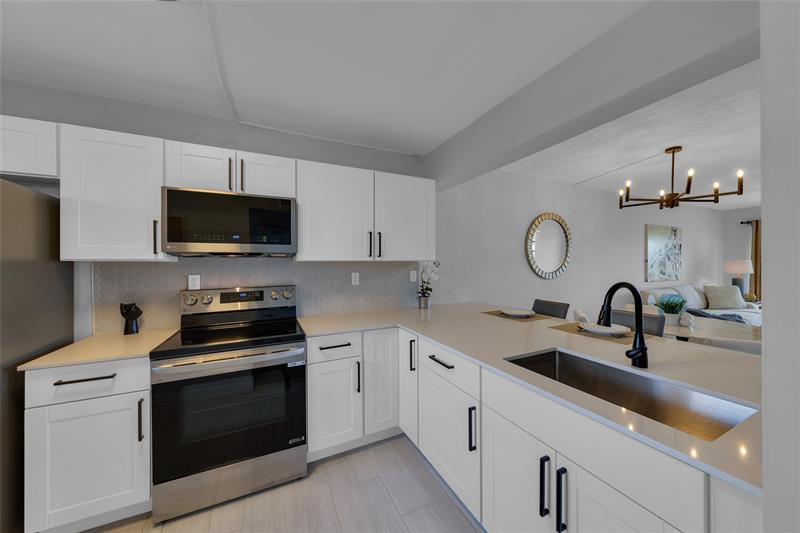 Image 20 of 39 For 1200 80th Ave  406