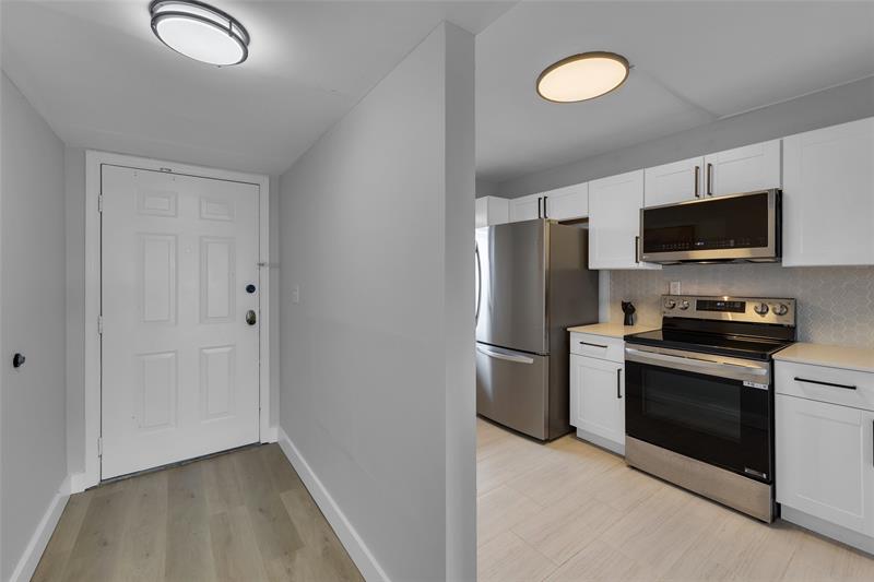 Image 25 of 39 For 1200 80th Ave  406