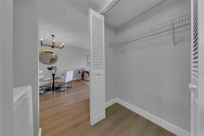 Image 29 of 39 For 1200 80th Ave  406