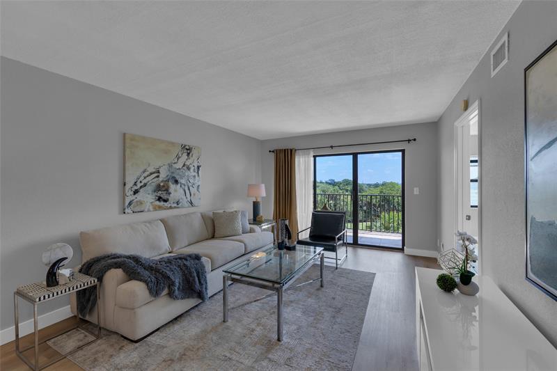 Image 5 of 39 For 1200 80th Ave  406