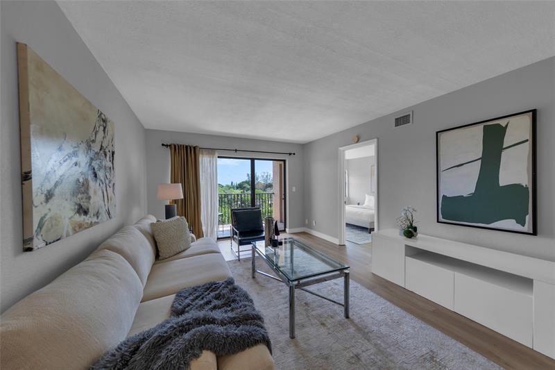 Image 7 of 39 For 1200 80th Ave  406