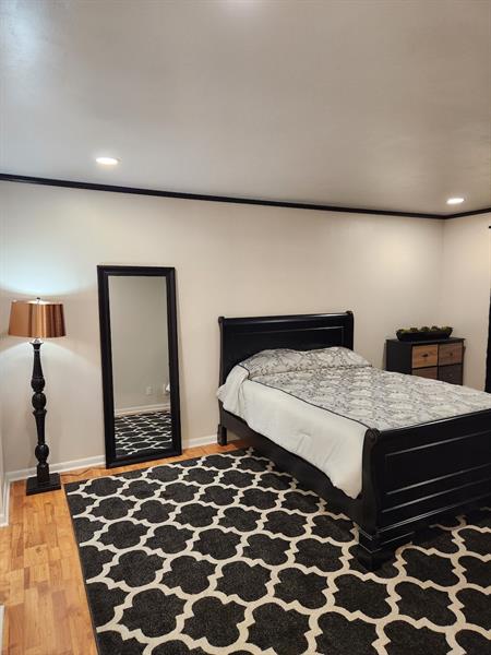 Image 2 of 12 For 6001 Falls Circle Dr  406