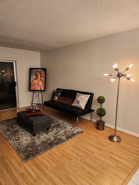 Image 4 of 12 For 6001 Falls Circle Dr  406