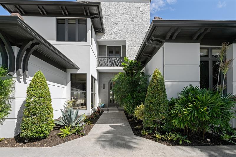 Image 10 of 62 For 720 Isle Of Palms Dr