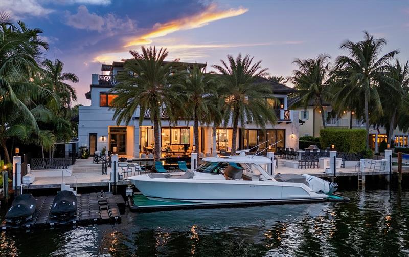 Image 3 of 62 For 720 Isle Of Palms Dr