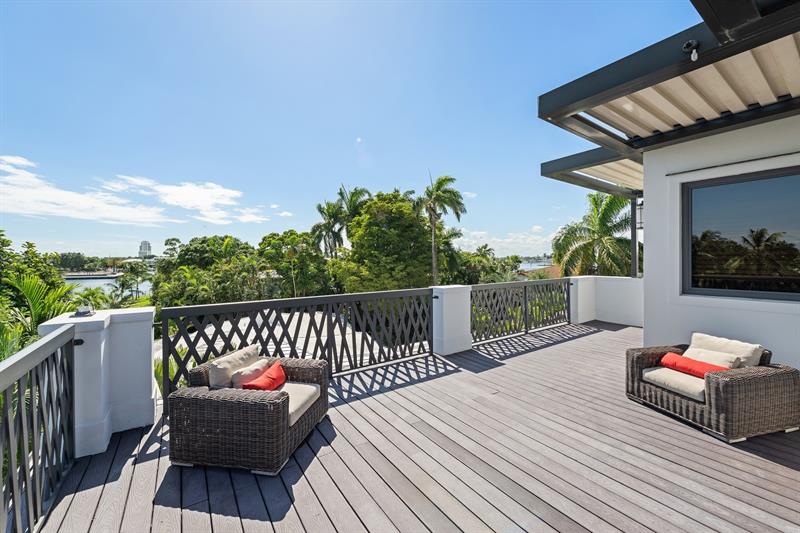 Image 51 of 62 For 720 Isle Of Palms Dr