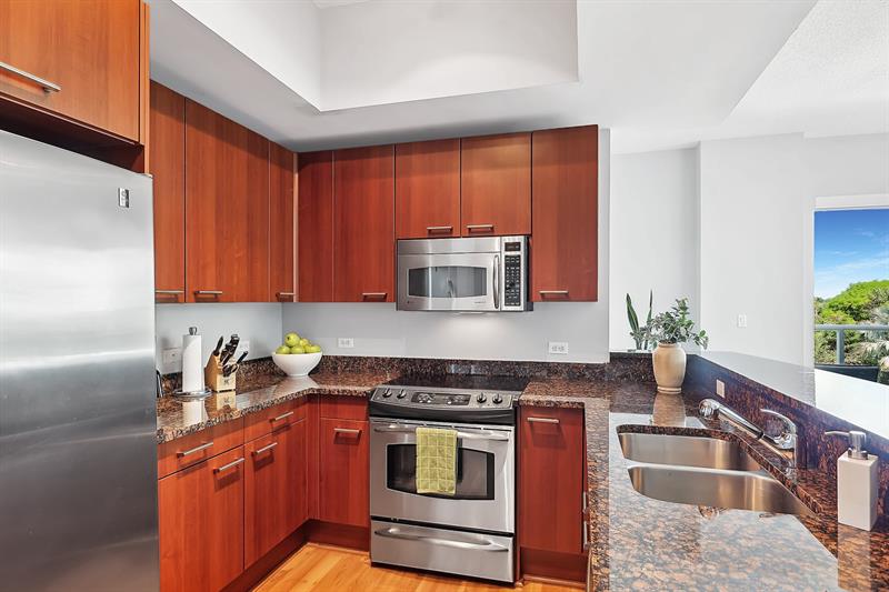 Image 17 of 59 For 2301 Wilton Dr  R303