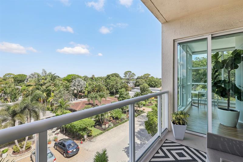 Image 25 of 59 For 2301 Wilton Dr  R303