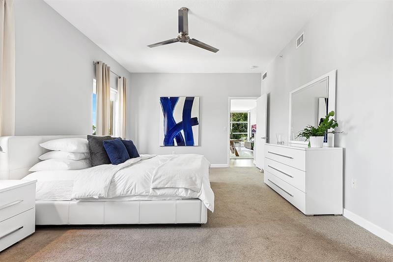 Image 27 of 59 For 2301 Wilton Dr  R303