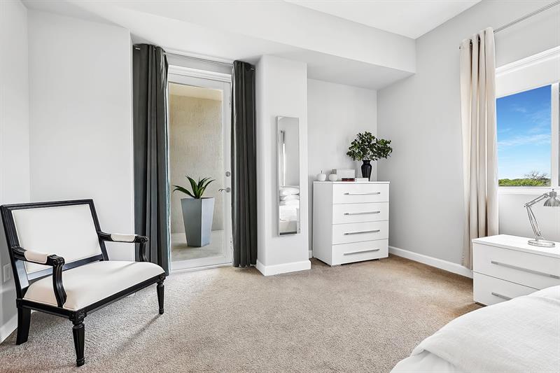 Image 29 of 59 For 2301 Wilton Dr  R303