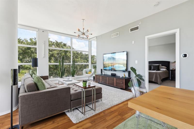 Image 3 of 59 For 2301 Wilton Dr  R303