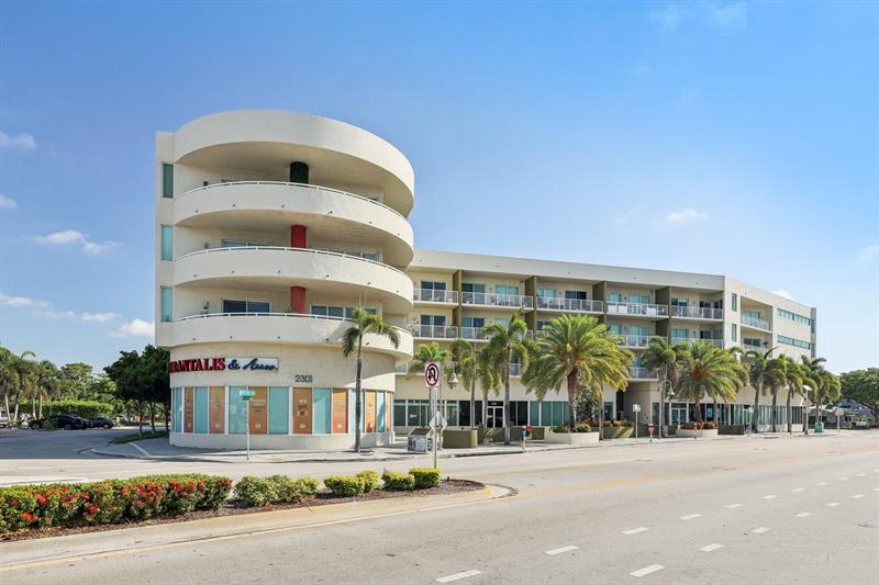 Image 50 of 59 For 2301 Wilton Dr  R303