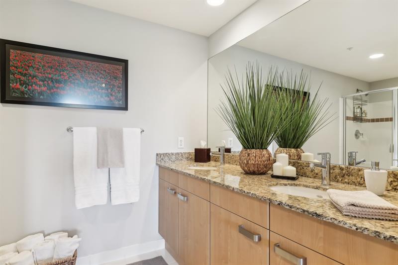 Image 6 of 59 For 2301 Wilton Dr  R303