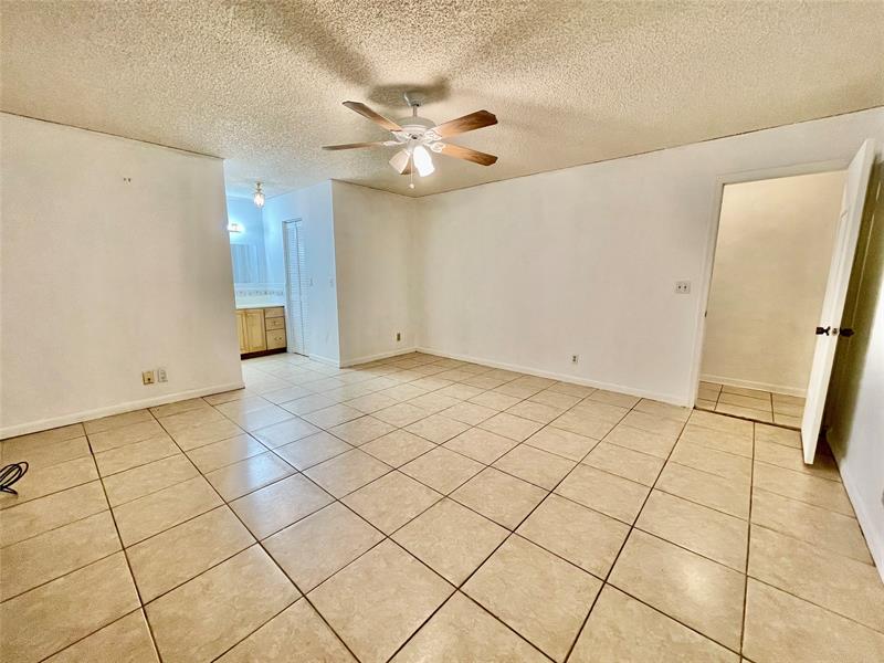 Image 10 of 19 For 9133 48th St