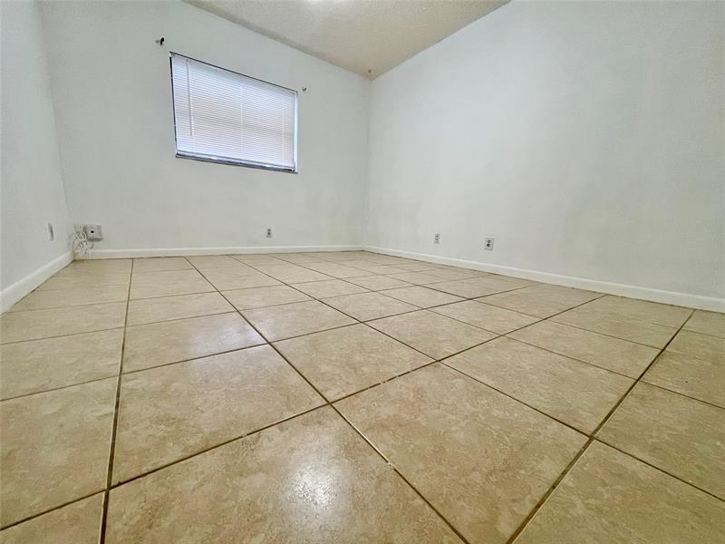 Image 16 of 19 For 9133 48th St