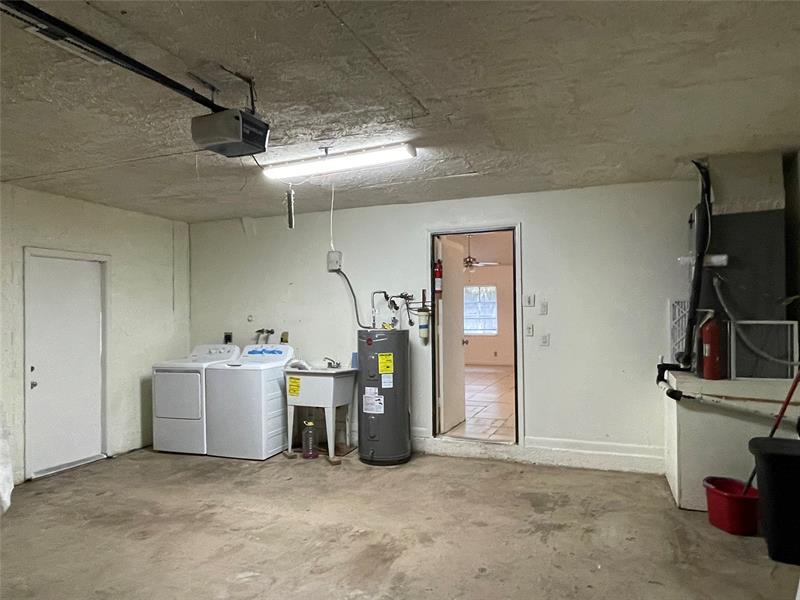 Image 18 of 19 For 9133 48th St