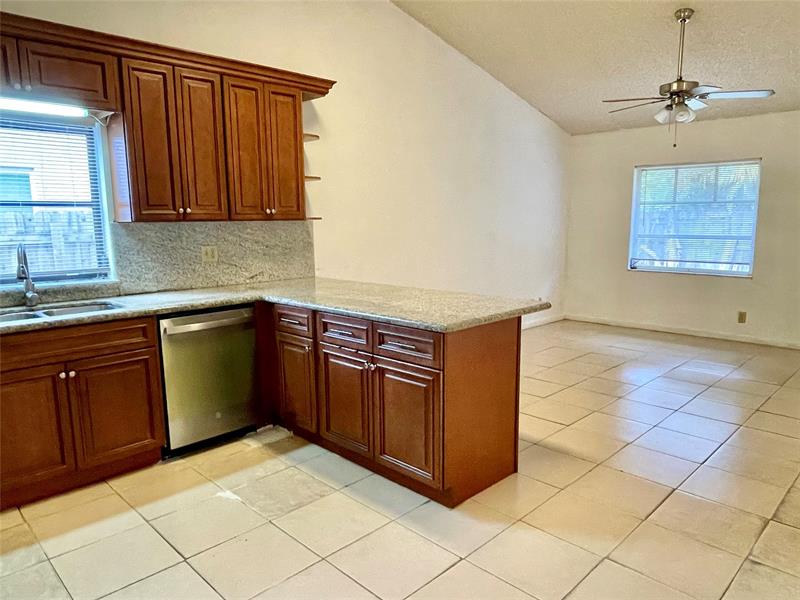 Image 6 of 19 For 9133 48th St