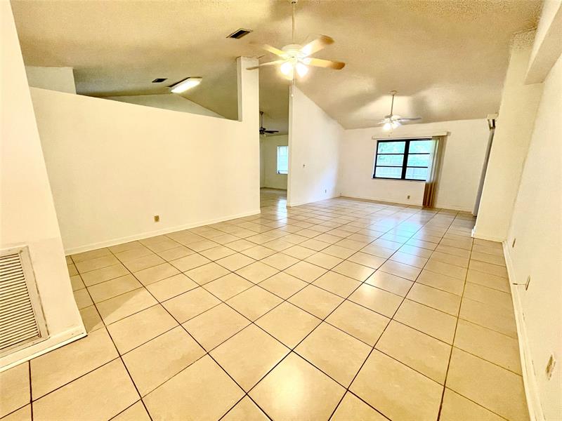 Image 7 of 19 For 9133 48th St