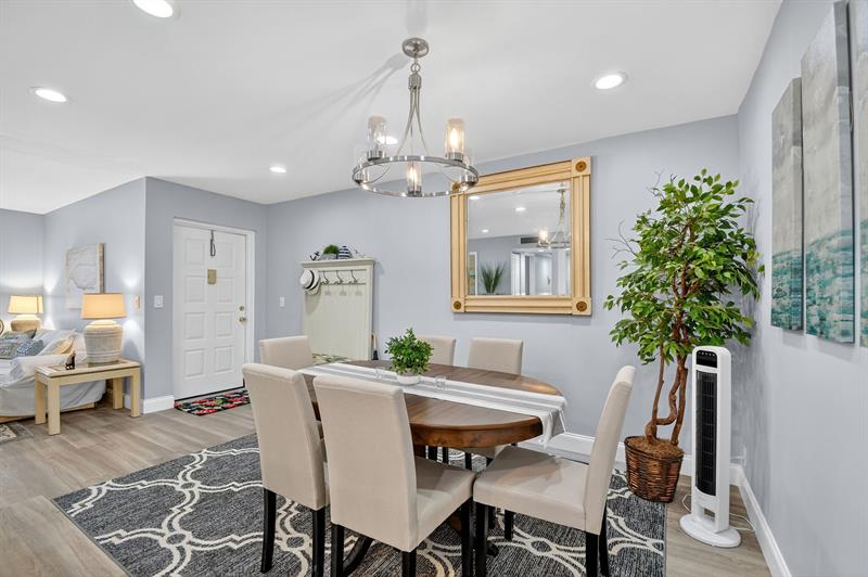 Image 11 of 55 For 813 Sky Pine Way  D2