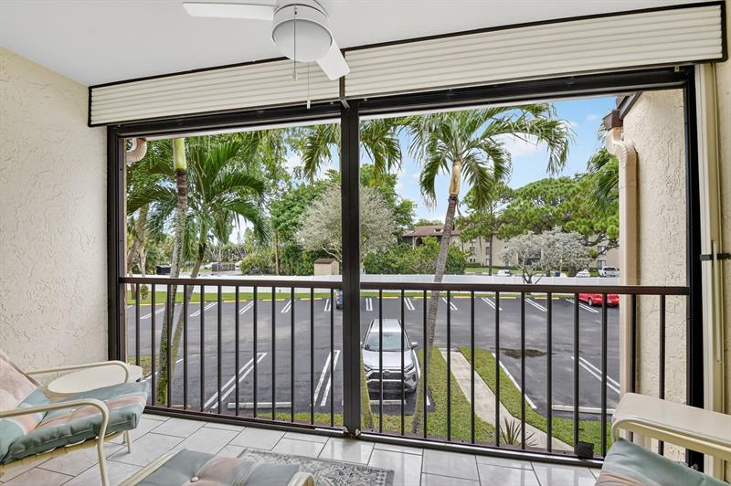 Image 28 of 55 For 813 Sky Pine Way  D2